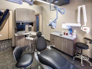 DOWNTOWN DENTAL CARE 14 300x225 - DOWNTOWN DENTAL CARE