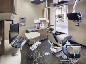 DOWNTOWN DENTAL CARE 16 300x225 - DOWNTOWN DENTAL CARE 16